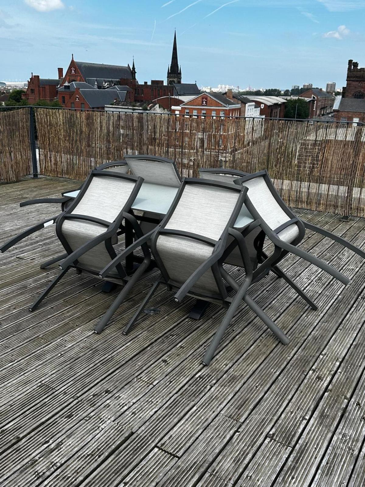Penthouse - Liverpool City Centre - Nhs Stays - Liverpool Royal Hospital Exterior foto